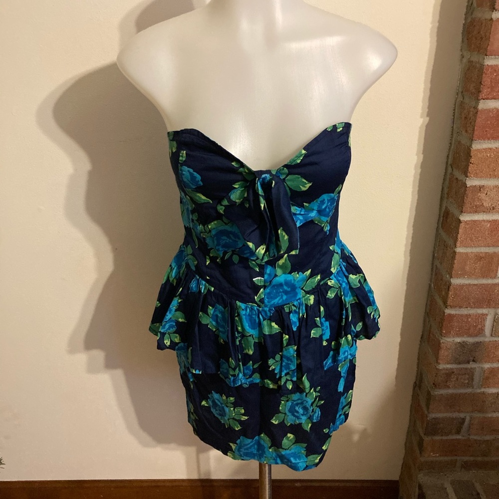 Motel LF Cocktail Bow Dress